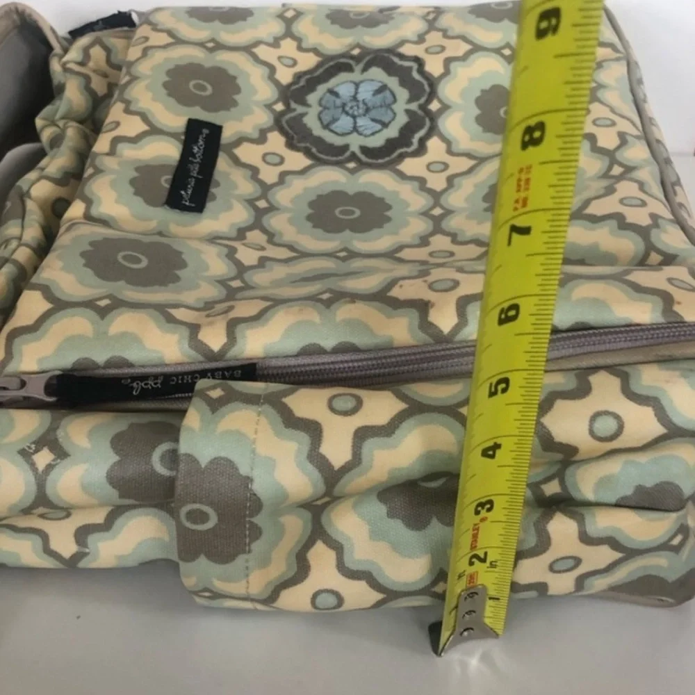 Petunia Pickle Bottom Geometric Baby Bag - Cream and Brown
